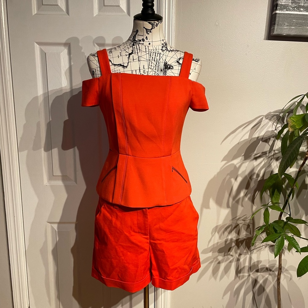 Vince Camuto Matching Set Top Short Co Ord Blouse Off Shoulder Dress vibrant